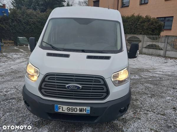 Ford Transit - 1