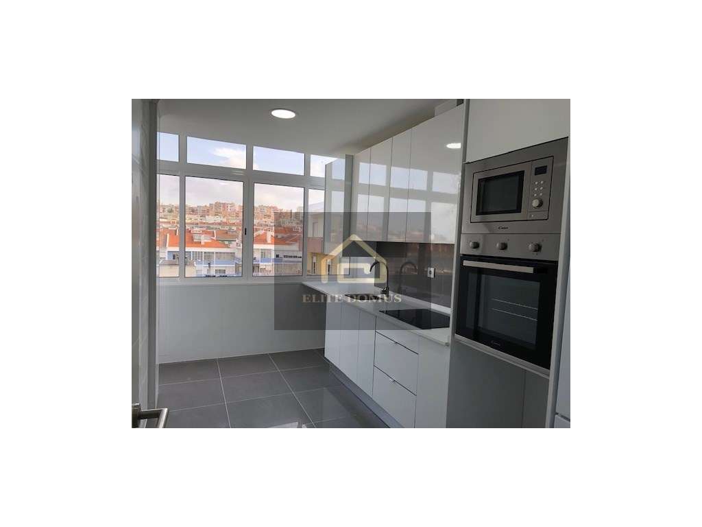 T3 Totalmente Remodelado, Alverca do Ribatejo!-15