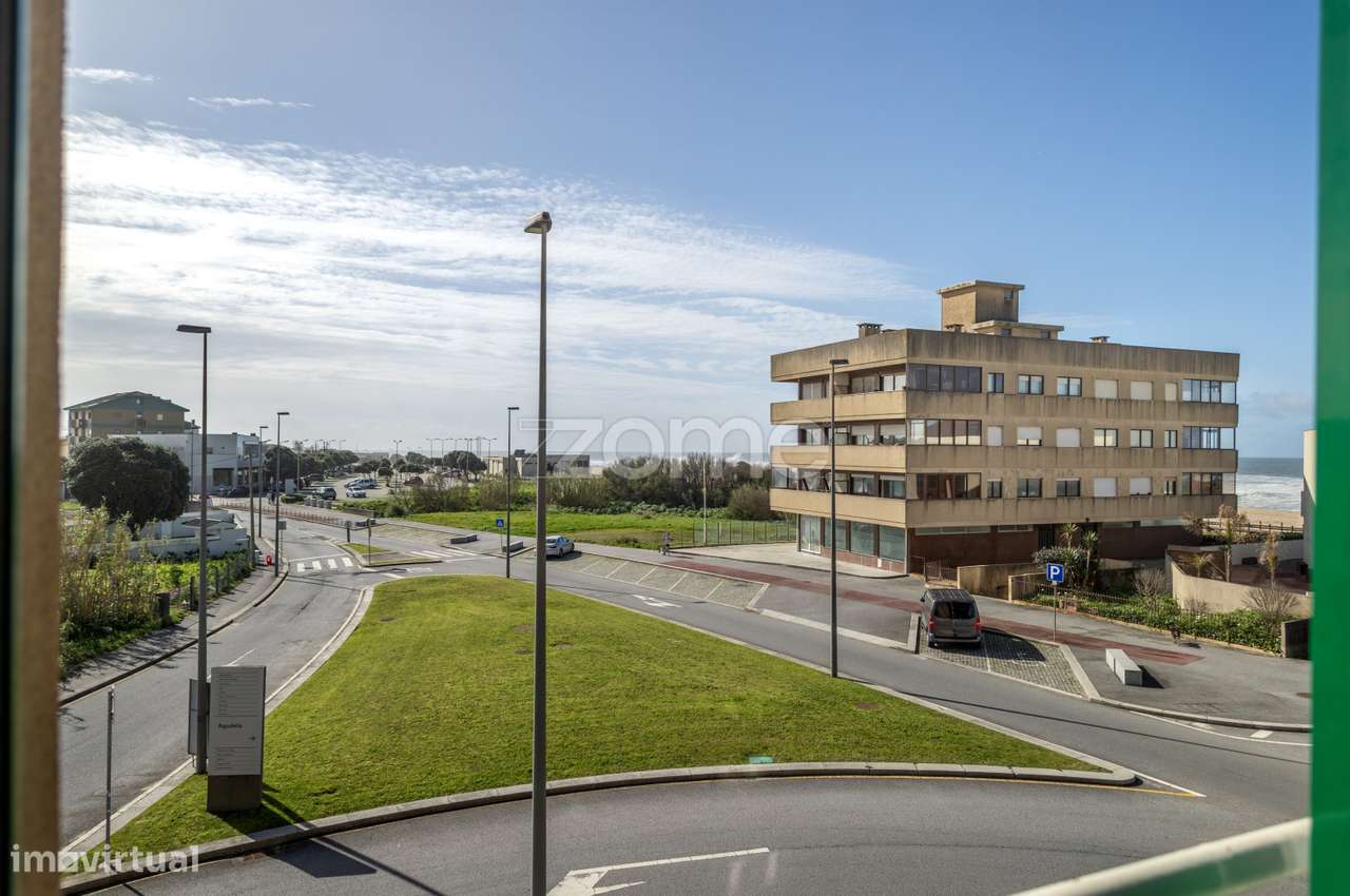 Apartamento T3 com vista mar, para arrendamento em Lavra - Grande imagem: 4/34