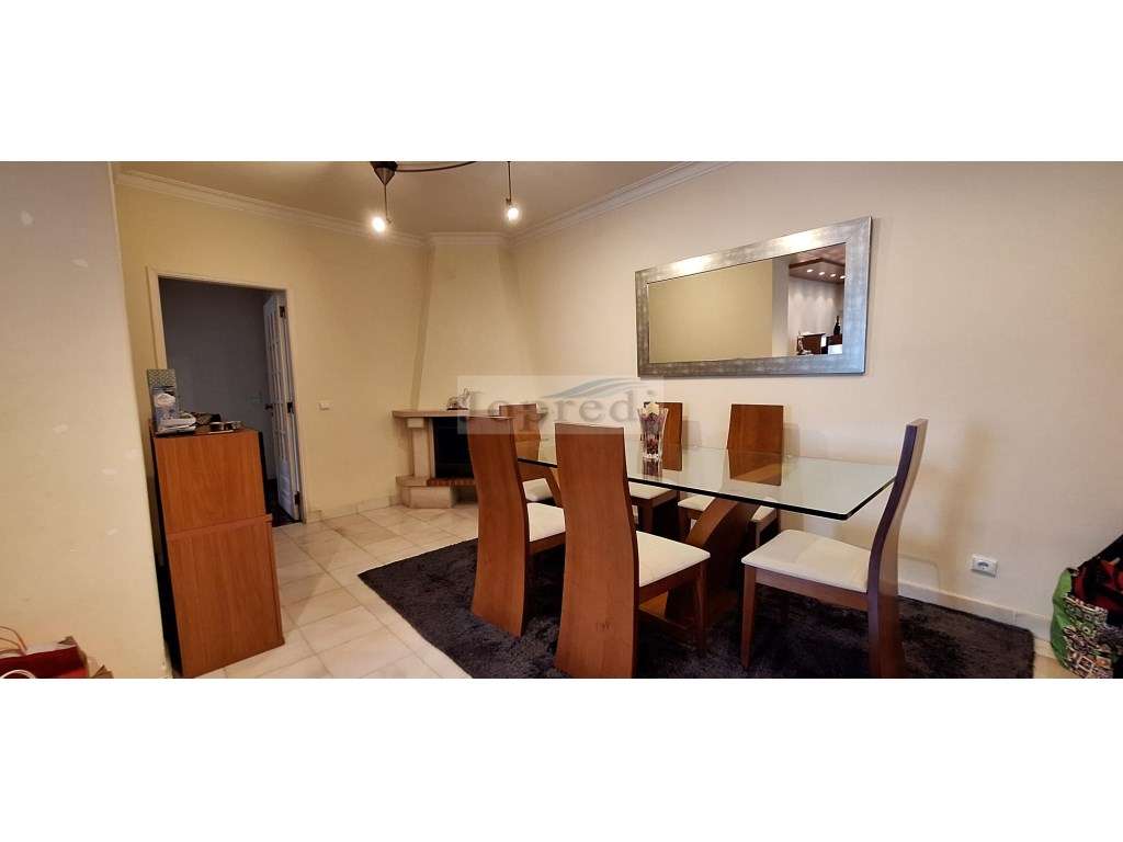 Apartamento T2 com arrecadação - Grande imagem: 5/19