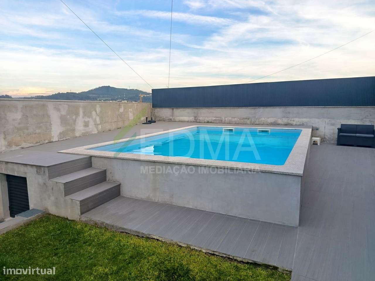 Moradia T3 com Piscina-1