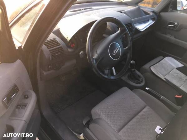 Dezmembrez Audi A2 motor 1.4 - 3