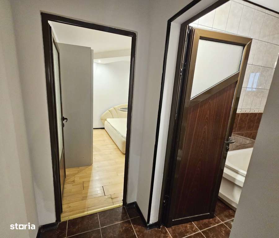 Apartament spatios, bloc 1992, Tatarasi-Oancea-4