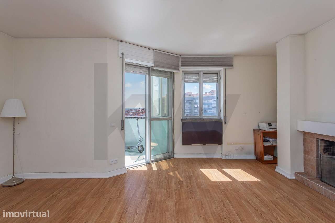 T3 em Algés com vista rio |  Av. Bombeiros Voluntários - Grande imagem: 1/50