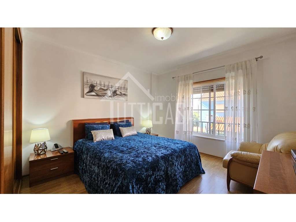 Apartamento T3 com garagem BOX em Alcainça-23