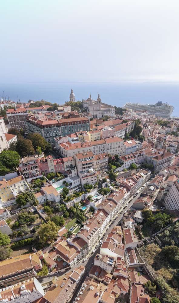 Descubra o Charme da Graça: Apartamento T2 Moderno com Terraço e Renta - Grande imagem: 3/32