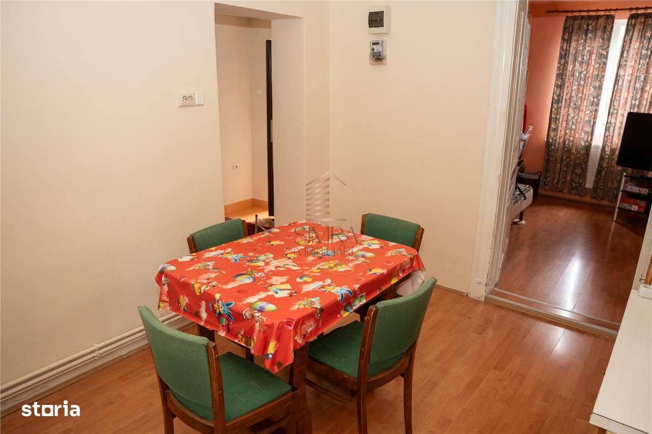 Casa cu teren de 930 mp pe Dealurile Oradiei - Imagine principală: 4/16