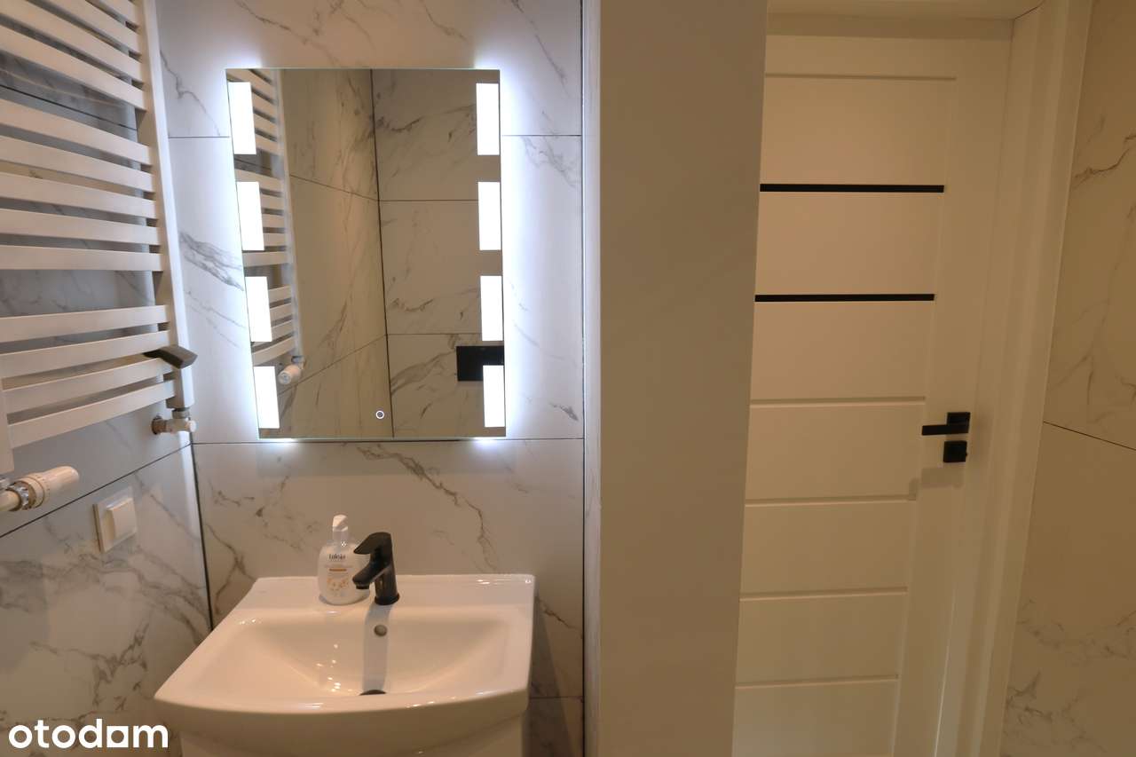 PO KAPITALNYM REMONCIE. Czynsz tylko 320 zł. Balkon. Piwnica.-3