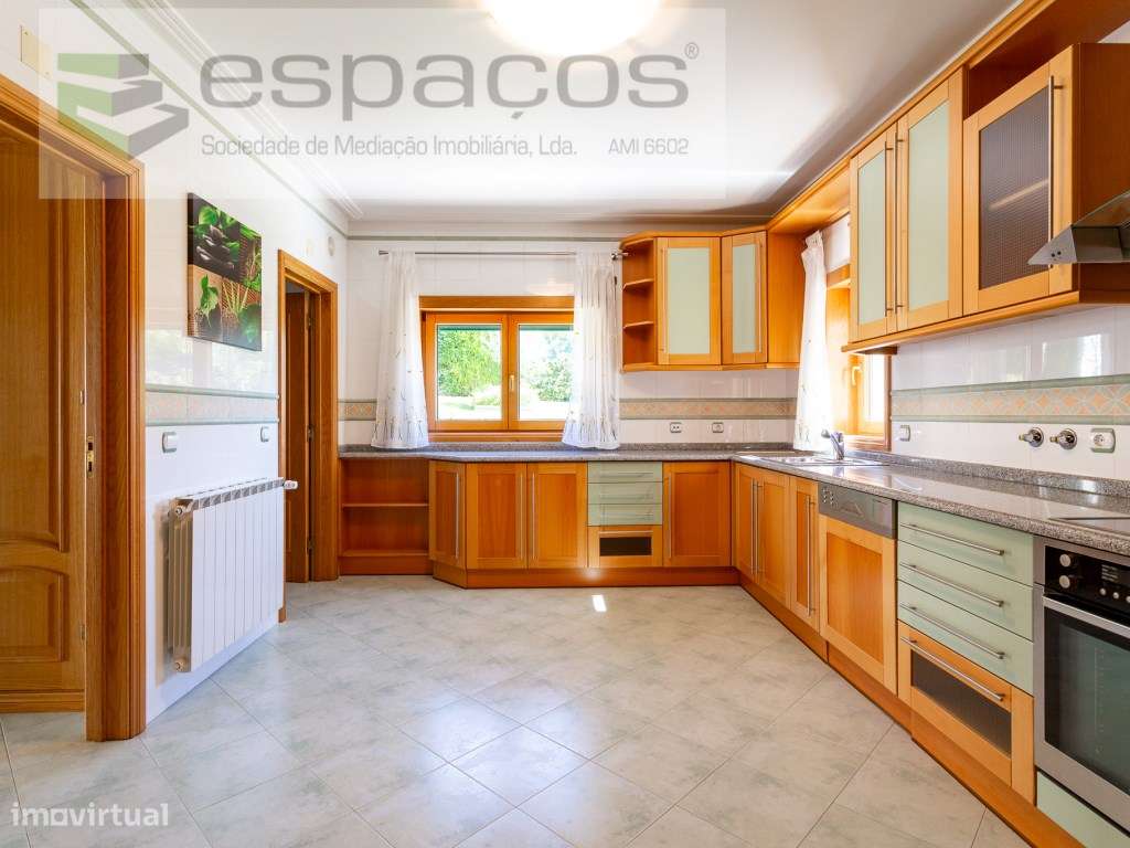 Moradia isolada T4 +1 ,Povoa de Santa Iria - Grande imagem: 2/60