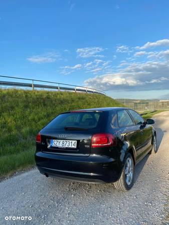 Audi A3 1.6 TDI DPF Ambition - 8