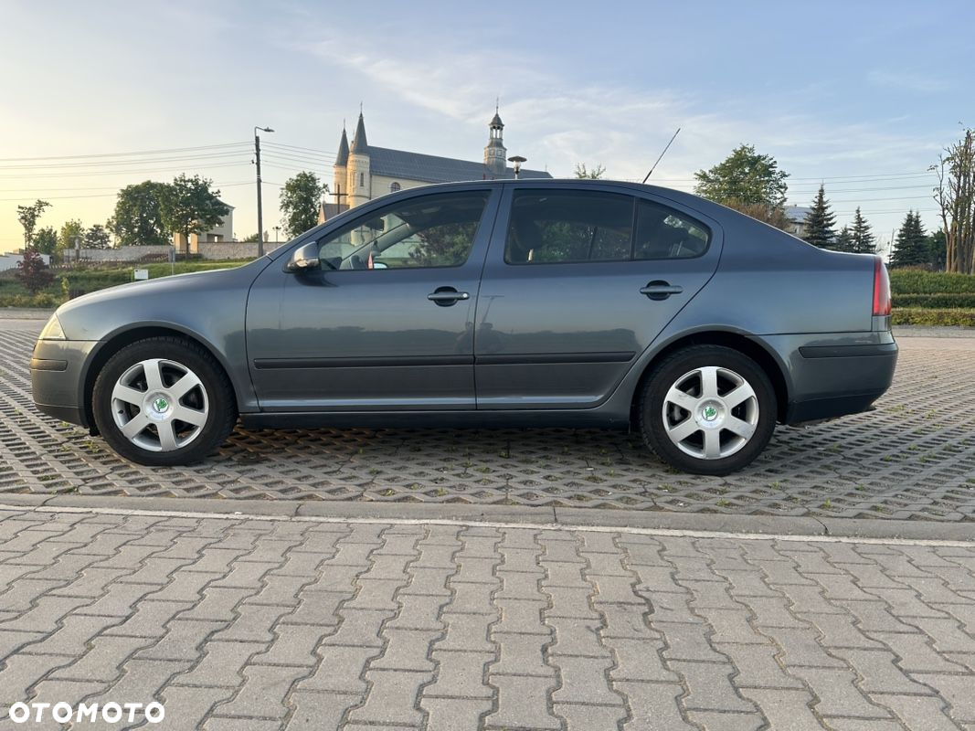 Skoda Octavia 2.0 TDI Ambiente - 6