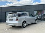 Mitsubishi Grandis 2.4 Intense - 17