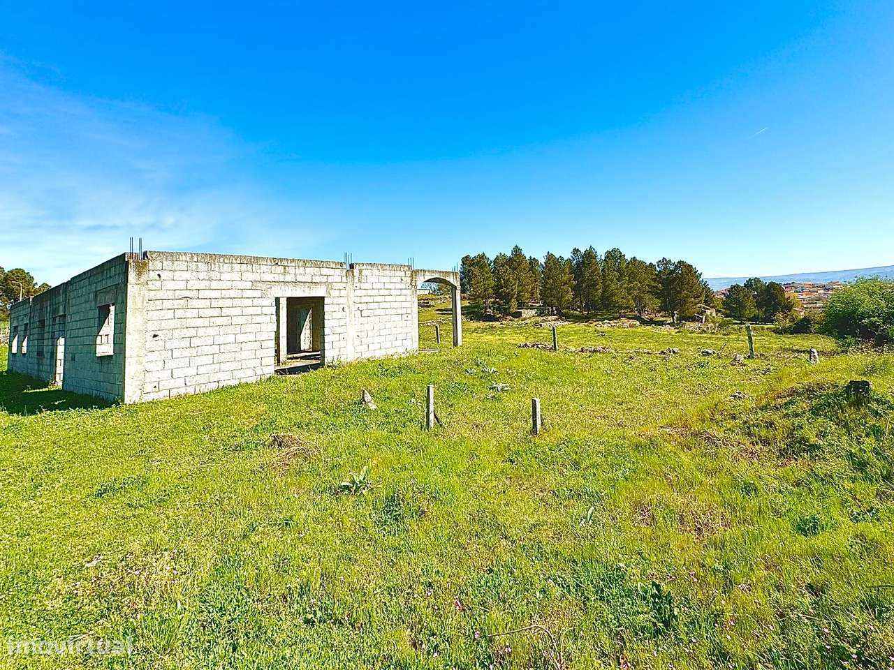 Terreno de 1600 m2, licença de construção válida. - Grande imagem: 5/8