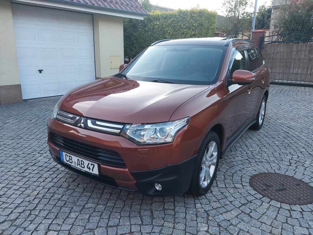 Mitsubishi Outlander III (2012-2022) 2.2 DI-D 4WD Diamant Edition 2013
