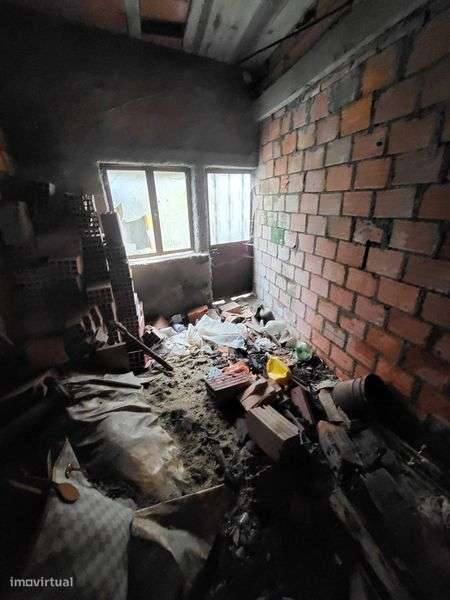 Casa antiga -Moreira Beco da Quelha 9-11 - Grande imagem: 5/9