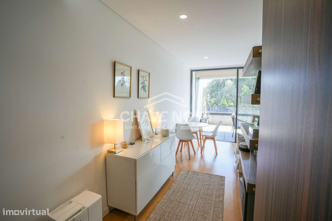 Apartamento T1 Como Novo c/ Lugar Garagem em Mafamude(El Corte Inglés)-18