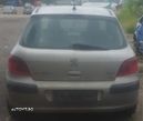 Dezmembram Peugeot 307 - 4