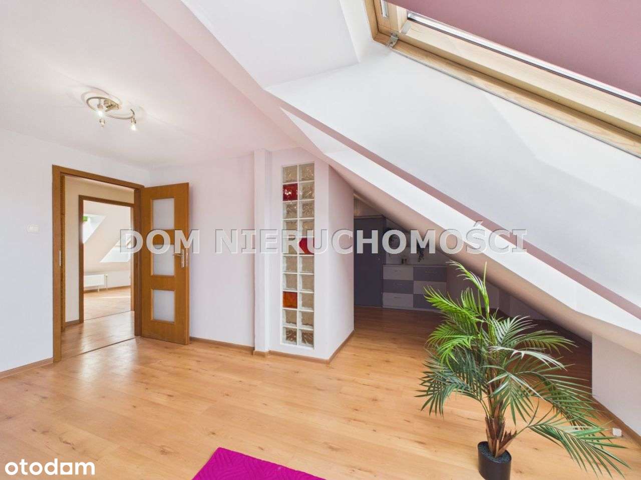 Mieszkanie dwupoziom.64,35 m2 garaż, Piłsudskiego-12