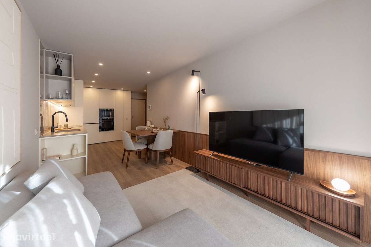 Apartamento T1 Frente para a Piscina!-18