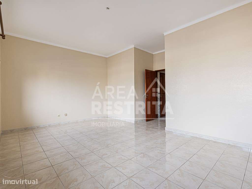Apartamento T3 no Barreiro | Rés-do-Chão | Excelente Localização-23