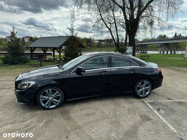 Mercedes-Benz CLA 180 7G-DCT - 5