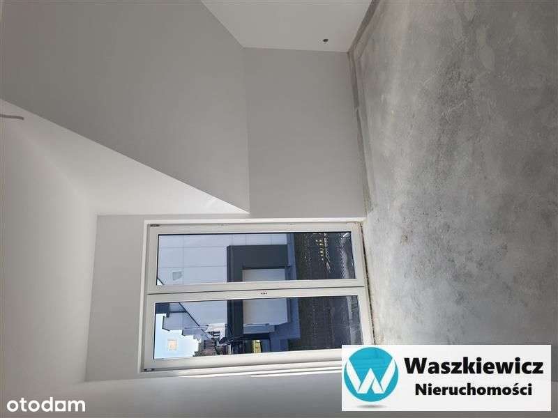 dom z piękną działką-7