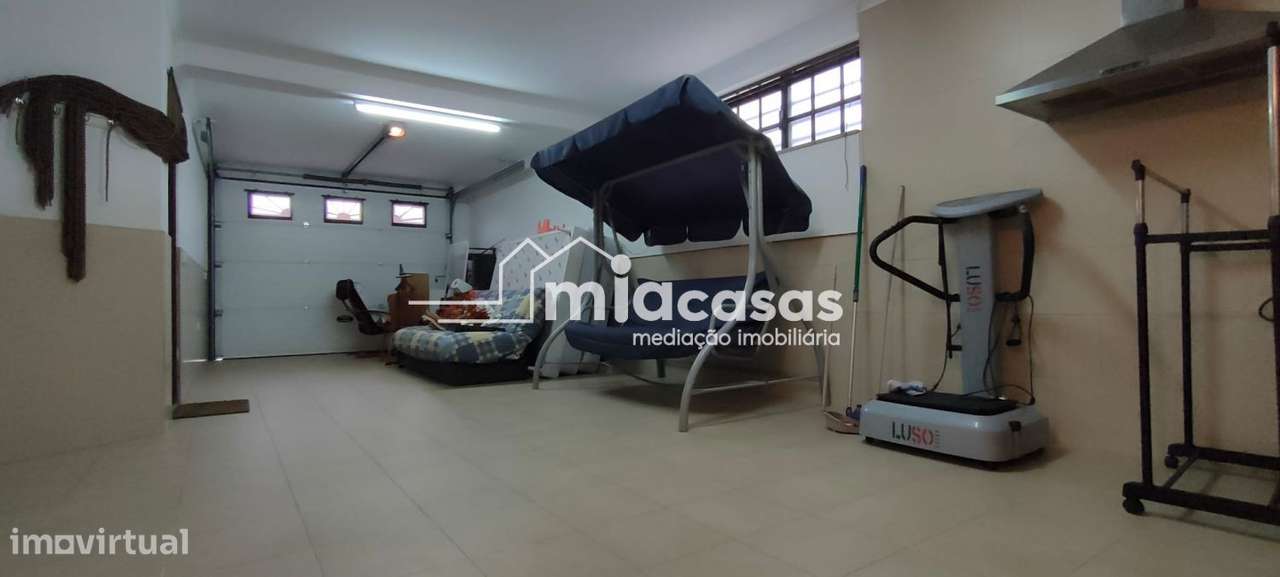 Moradia T4 - Zona de Oiã-33