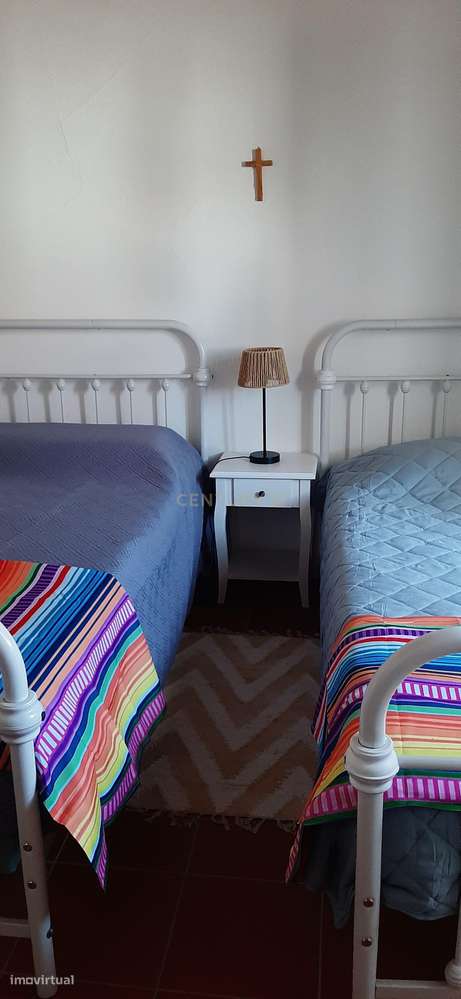 Oportunidade no coração do Alentejo! Moradia térrea T4 em Safara! Uma-23