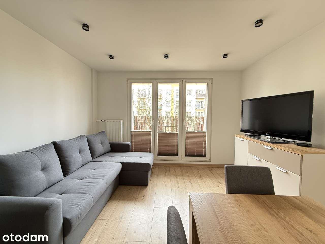 2 pokoje Górna, ul. Astronautów, pierwszy najem. - Pełny obrazek: 2/13