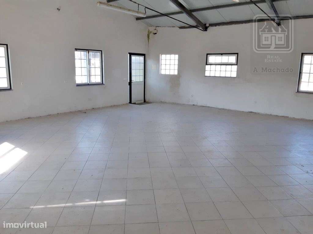 VENDA de AMPLA MORADIA com Garagem, Quintal e VISTA MAR - Velas, Il... - Grande imagem: 5/23