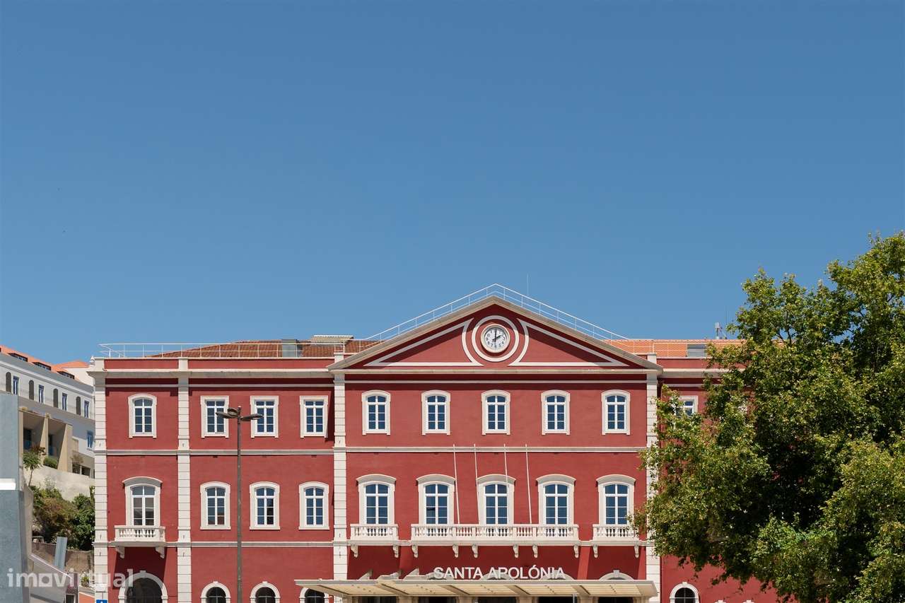 Apartamento T2 renovado, às portas de Alfama, Lisboa.-25