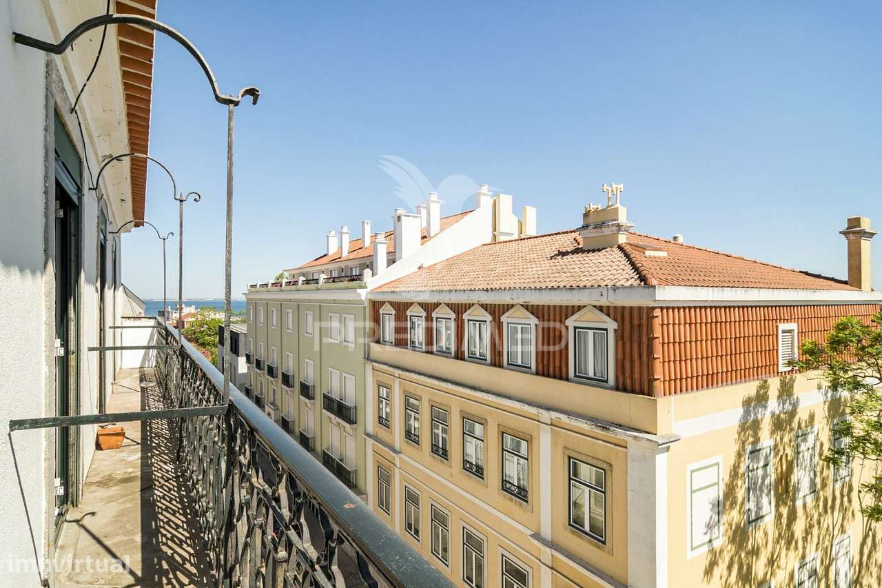 Magnífico T4 duplex com varandas, terraço e vista rio, Estrela, Lisboa - Grande imagem: 5/40