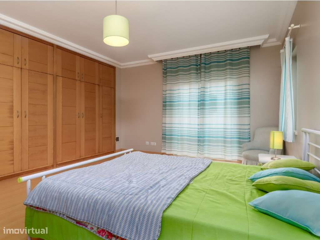 Moradia independente à venda no centro de V.N. Santo André-20