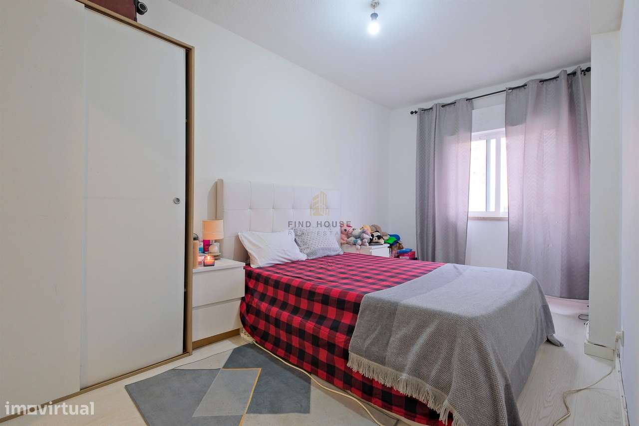 Vende-se apartamento T3 na Rinchoa, Rio de Mouro-10