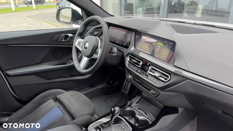 BMW Seria 2 218d M Sport - 24