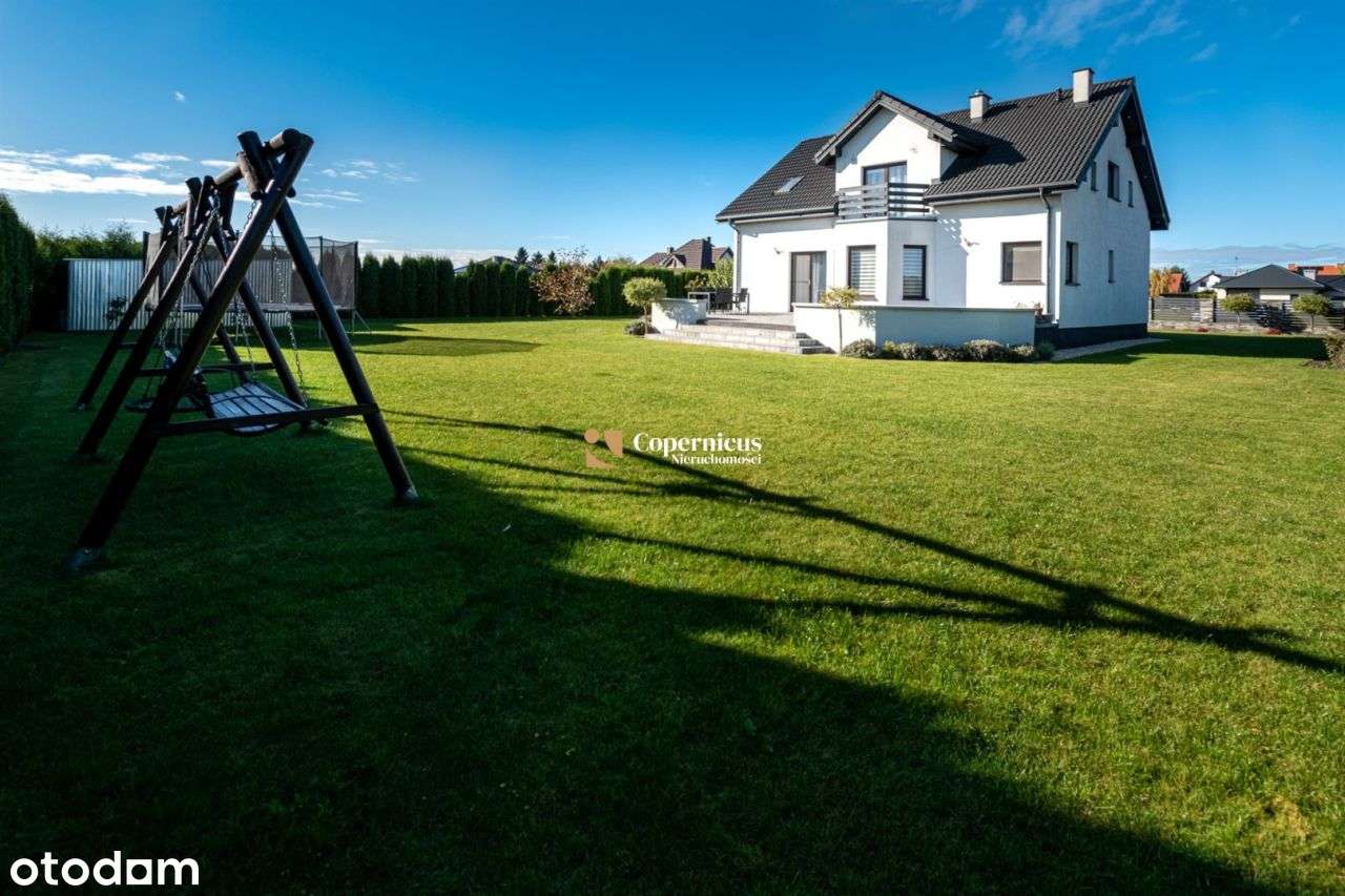 Komfortowy dom 148m2 z garażem i zadbaną działką-12