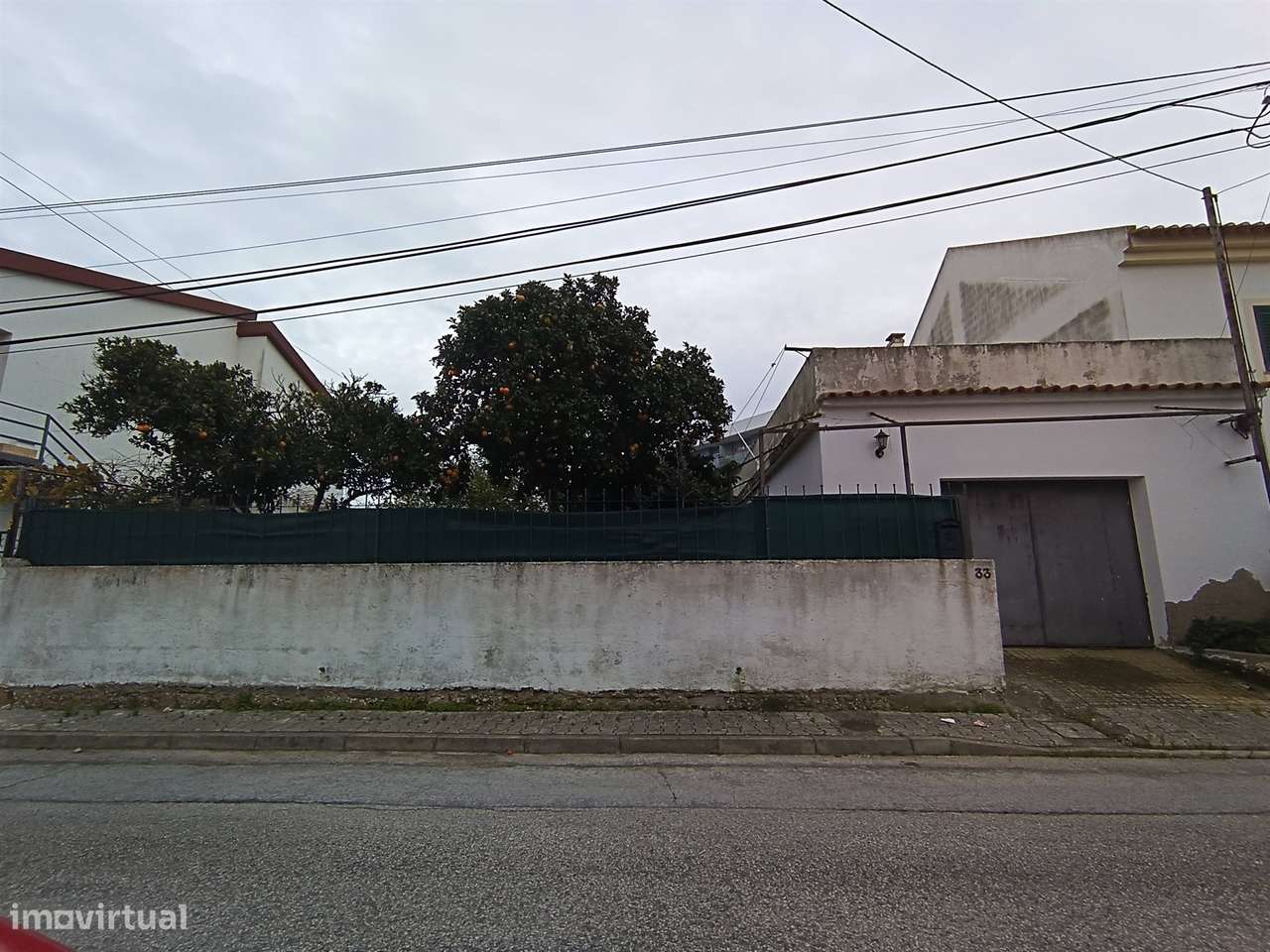 Terreno Urbano de 270m2 com Viabilidade de Construção de 162m2, Vila C-21