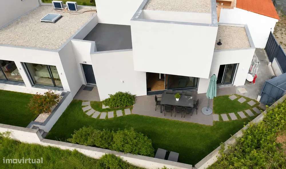 Moradia, 240 m², São Domingos de Rana-1