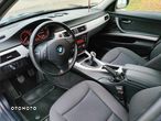 BMW Seria 3 318d Touring - 10