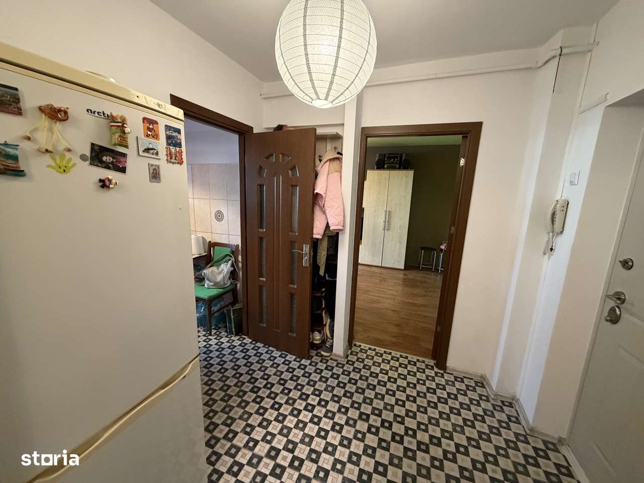 Vanzare apartament 2 camere MOBILAT UTILAT zona AFI-9