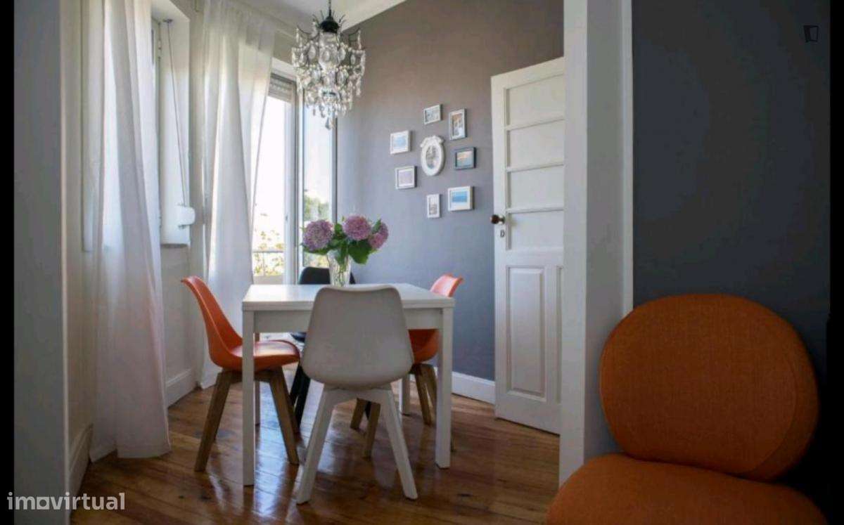 Apartamento com 3 quartos - localizado em Cedofeita Porto - Grande imagem: 4/10