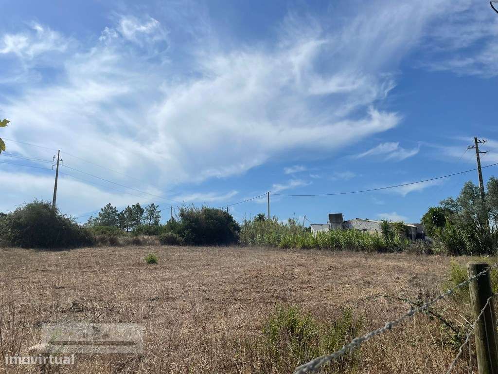Terreno rústico, em Sesimbra com 3750 m2 - Grande imagem: 4/15