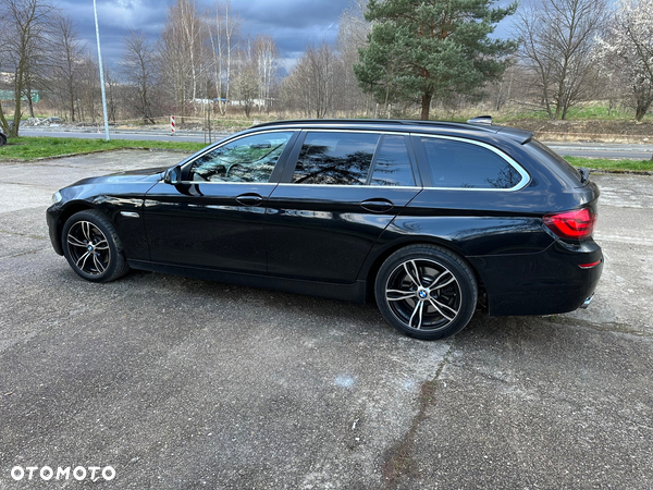 BMW Seria 5 520d Touring - 15