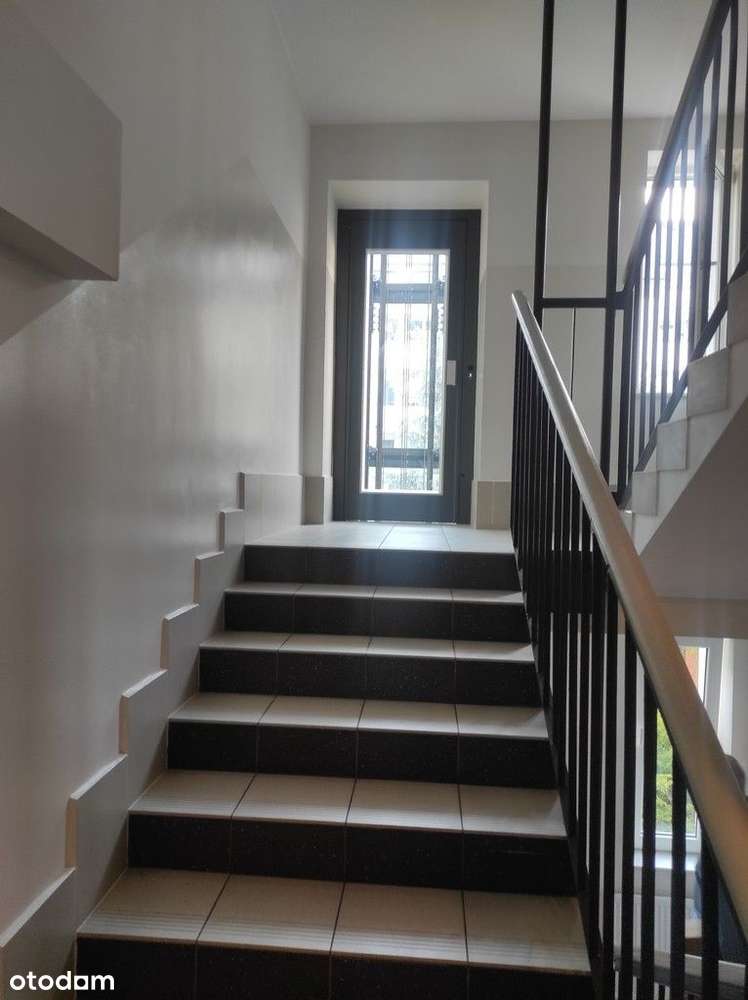 Ścisłe Centrum, ciche!!-2