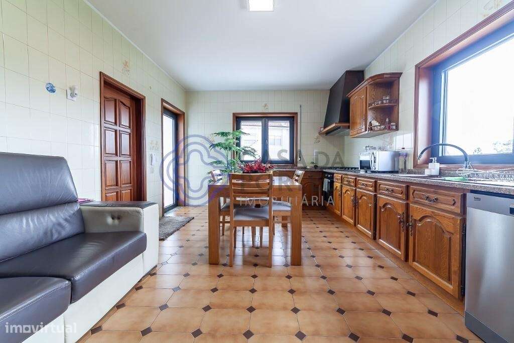Moradia com excelentes acessos a Gaia e Porto - Grande imagem: 5/59