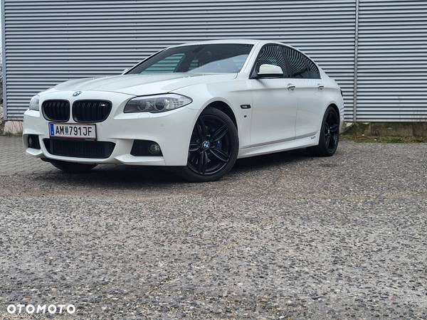 BMW Seria 5 525d xDrive - 6