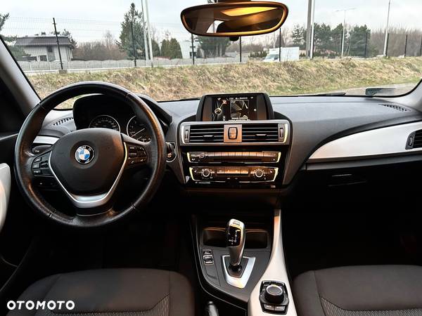 BMW Seria 1 118i - 5