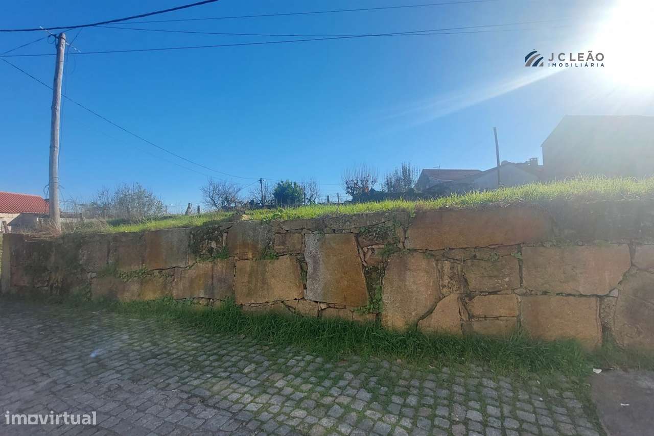 Terreno Rústico c/ 528m2 localizado em Abragão, Penafiel - Grande imagem: 3/16
