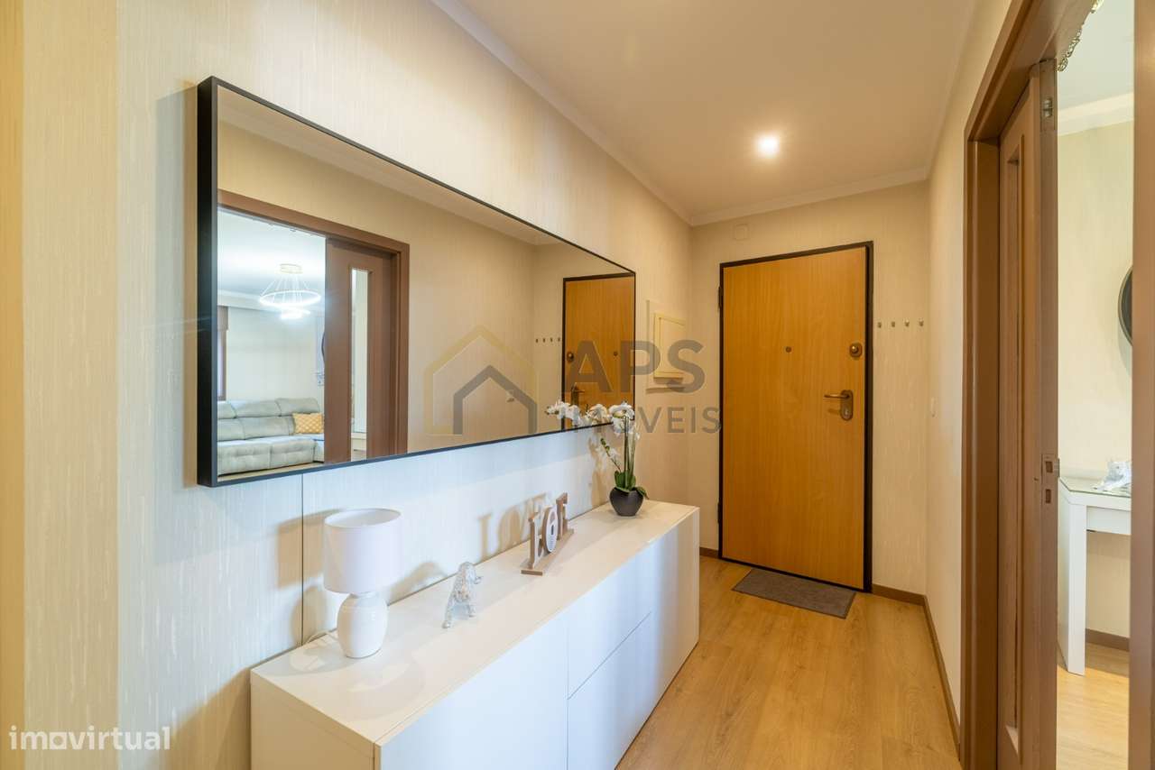 T2 c/ garagem, elevador e varanda junto ao Centro de Paços de Ferreira-13