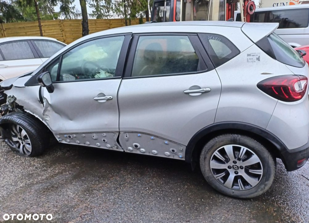 Renault Captur 1.0 TCe Techno - 8